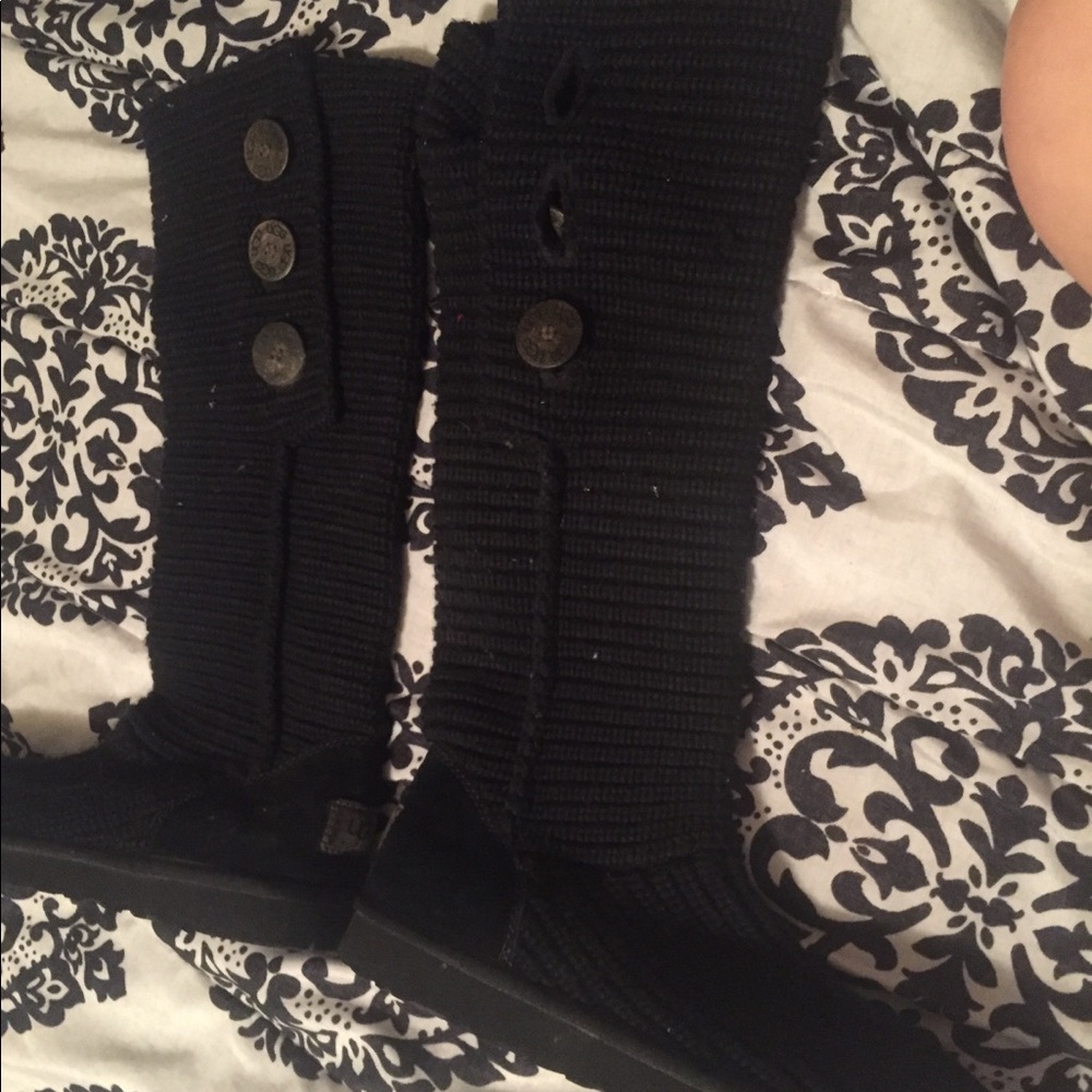black uggs